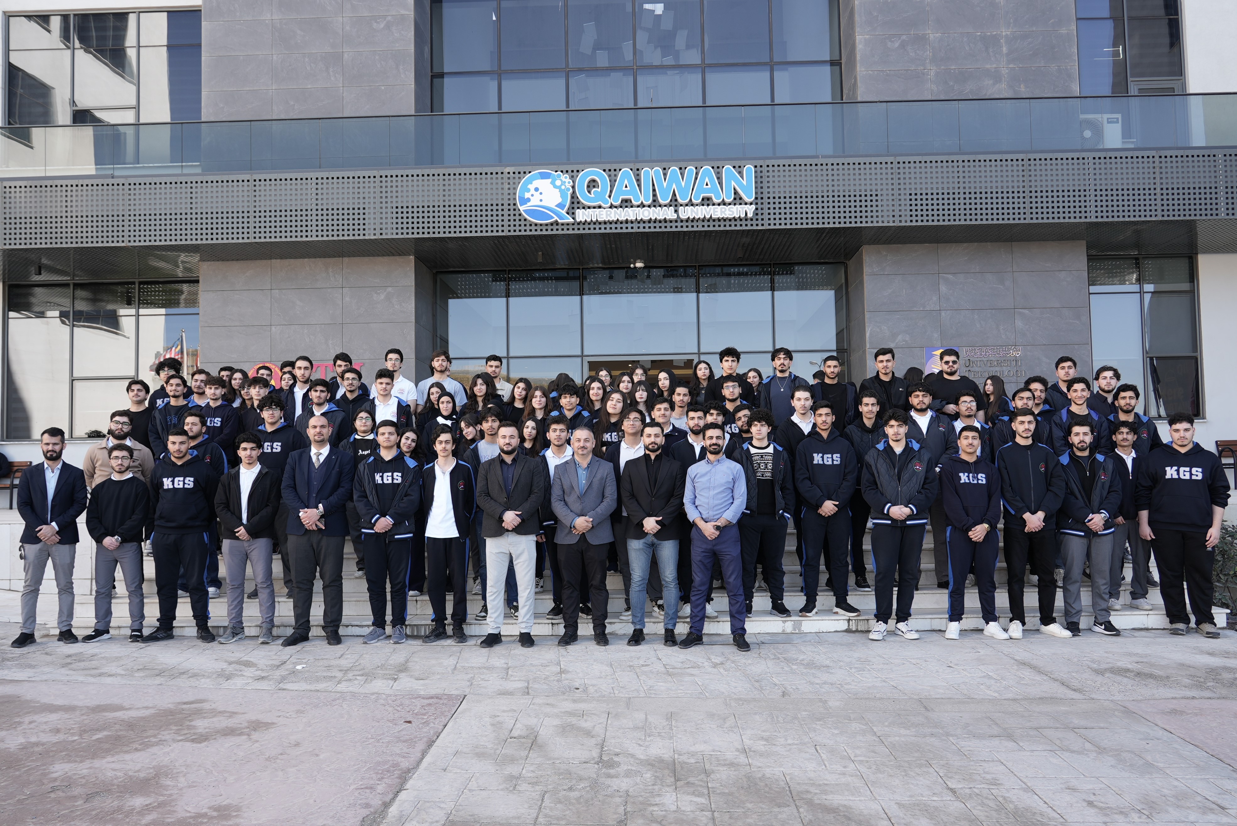 Students of Kurd Genius School visited QIU